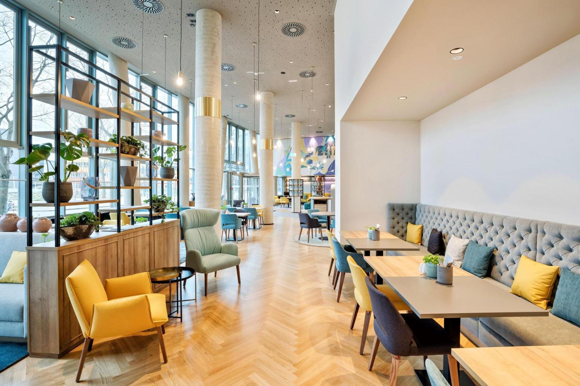 Spark By Hilton Vienna Messe Prater Экстерьер фото
