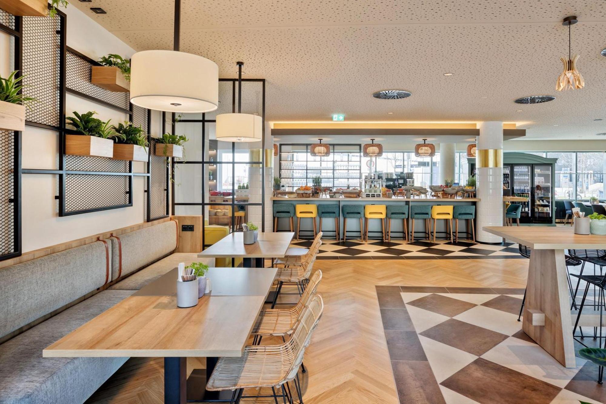 Spark By Hilton Vienna Messe Prater Экстерьер фото