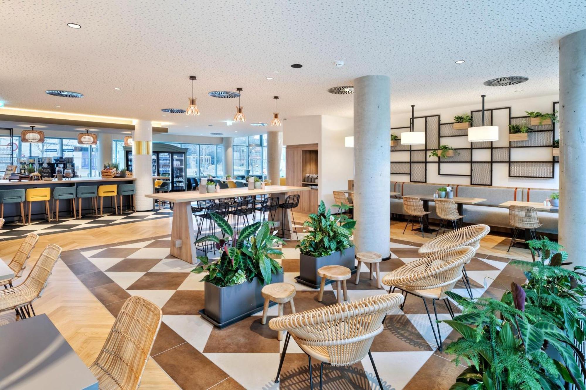 Spark By Hilton Vienna Messe Prater Экстерьер фото
