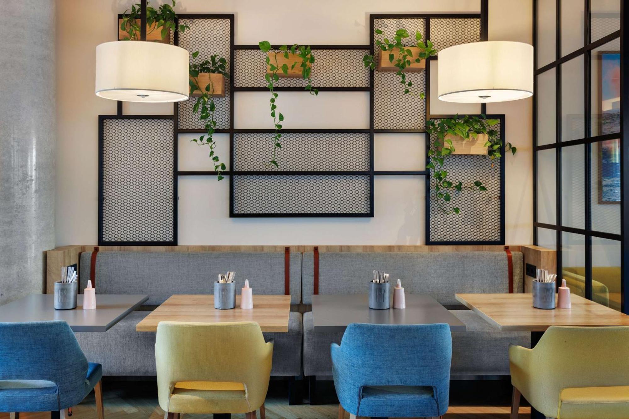 Spark By Hilton Vienna Messe Prater Экстерьер фото